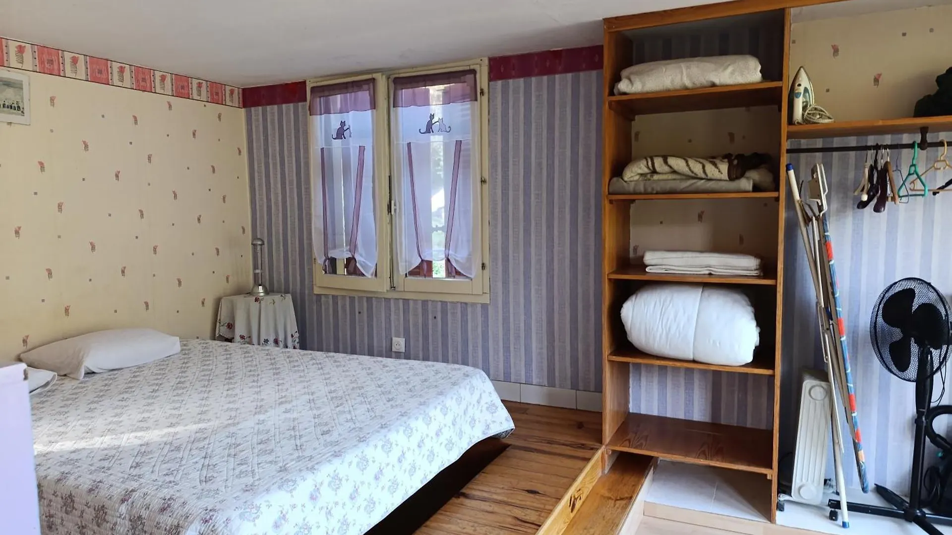 Gite Des Suvieres Les Mayons Apartment
